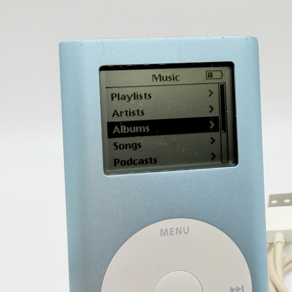 Apple iPod A1051 Light Blue 4GB Model P9436LL Works Music - Picture 4 of 14